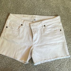 Kut from the Kloth-Gidget Denim Cutoff Shorts-Size 8-White